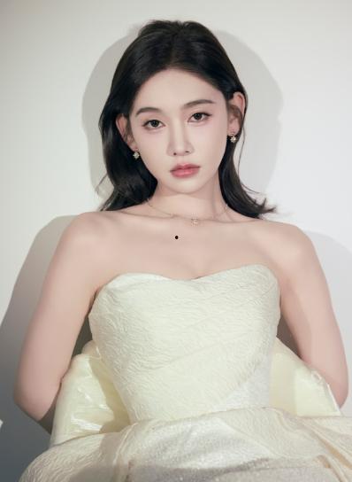 娱乐圈连环爆料,揭秘明星背后的真相与秘密